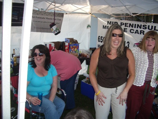 Ok, ok, i'll put my pants back on!!!