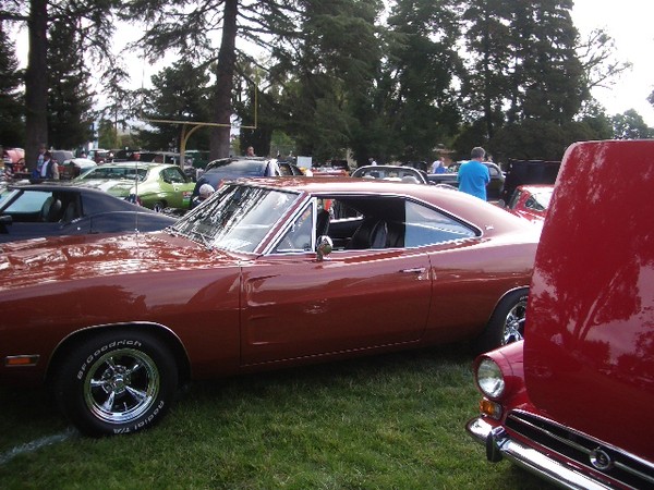 H2H 2010 car show 104