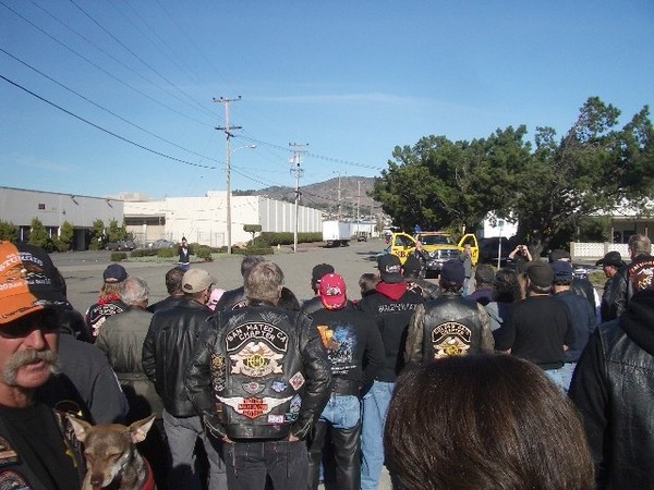 We have a quick meeting and then on the road we go!