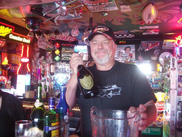 Back to the Mid Peninsula Musclecar clubhouse we enjoy a few adult beverages to close out the day.