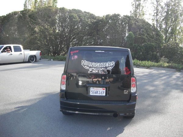 Another long distance club the "Midnighters" make the scene today.
