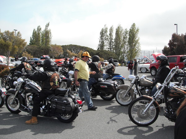 Ron gets the bikes all parked with no trouble.