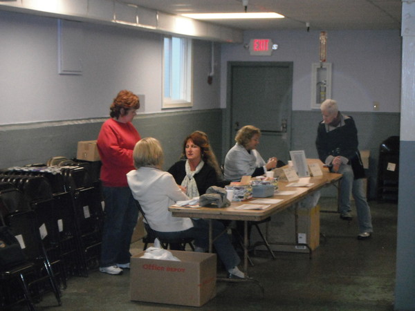 Ray's toy drive 2011 012