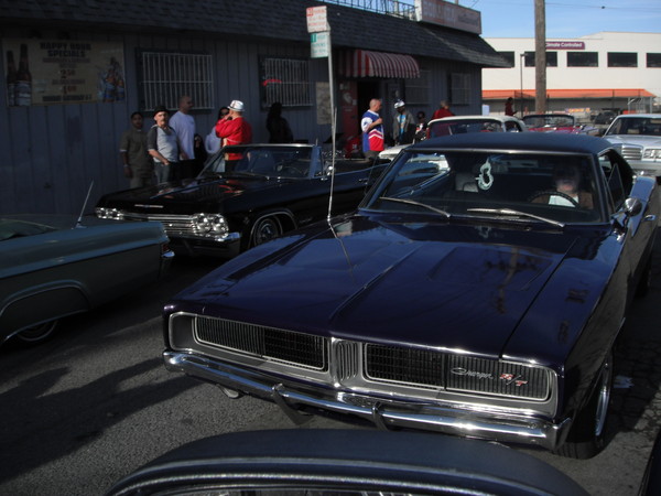 Bout time the Mopar's showed up!