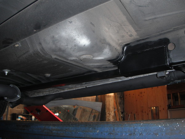 Roadrunner side pipes 5-15-2012 010