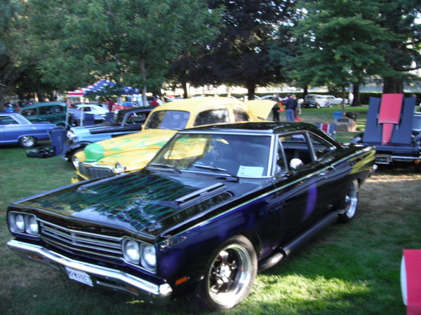 Welcome to the Cars in the Park show held in Burlingame, Ca.

7-28-2012