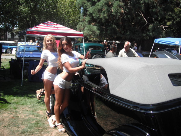 Cars in the park 2012 058