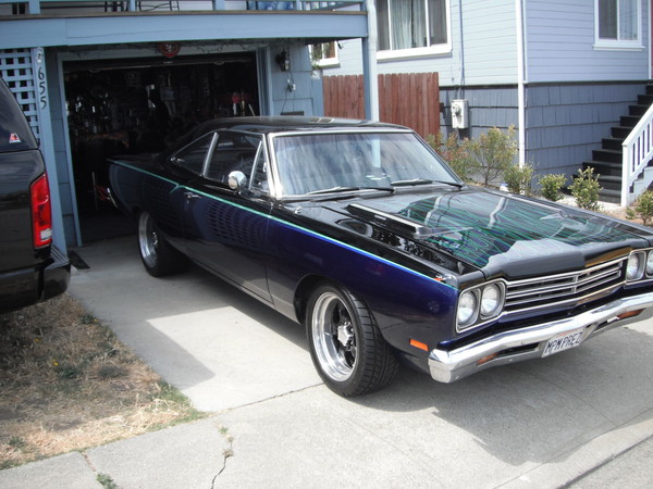 Postal guy and roadrunner new mufflers 002