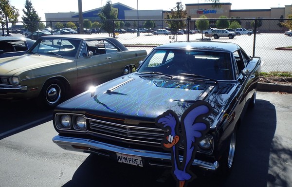 Join us at the Roadrunner Sports / Move It To Cure It fundraiser car show 2013