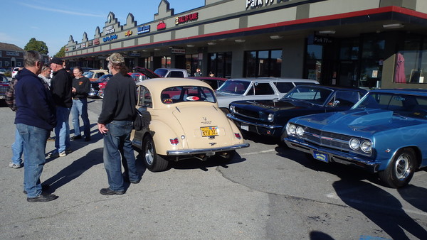 Laff-A-Lots toy drive 2013 004