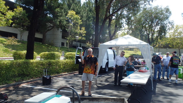 Getting ready for the Friday night pre-show bbq.