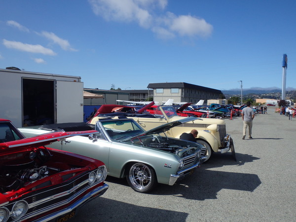 Hiller Airport Museum car chow. 061