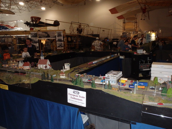 Hiller Airport Museum car chow. 094