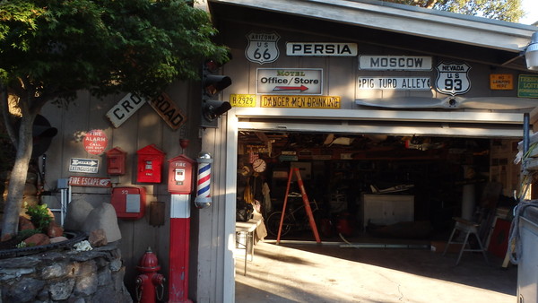 cool garage 012