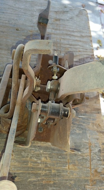 clutch pedal1